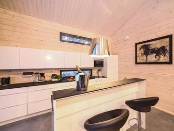 Фото номера Вилла с 4 спальнями Виллы Villa Borealis г. Sappee 8